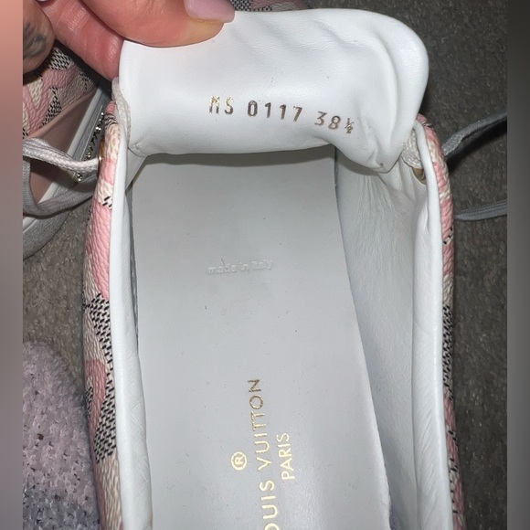 Louis Vuitton front row tahitienne bora bora Damier azur sneakers - Picture 5 of 5